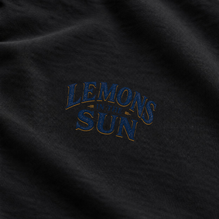 Lemons in the Sun – Golden Citrus